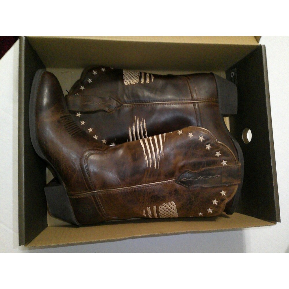 New NWT NIB Womens 7.5 Ariat Boot Western Distressed Heritage Liberty Leather